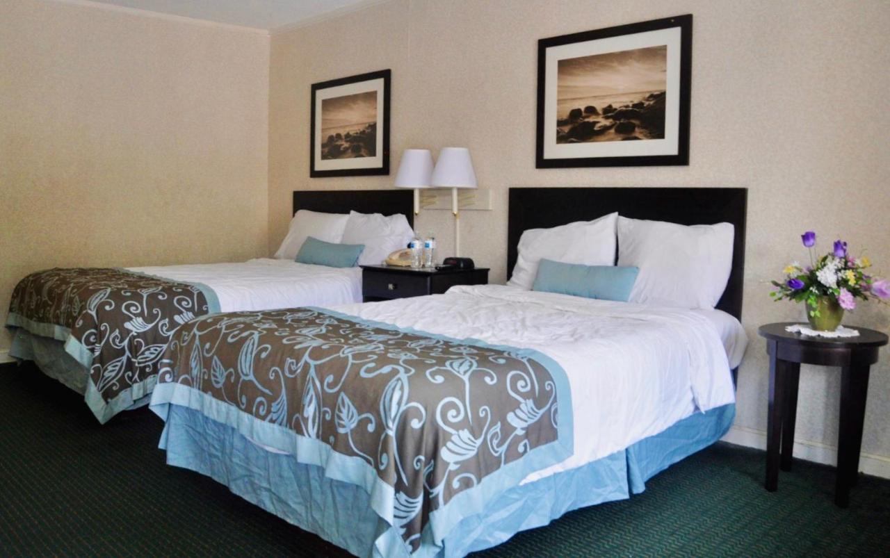 ווילמינגטון Azalea Inn & Suites מראה חיצוני תמונה