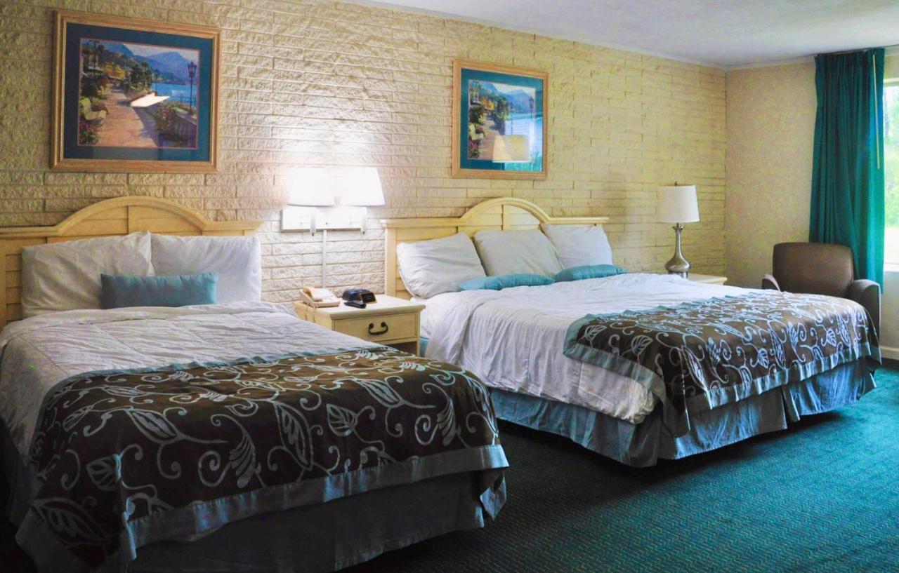 ווילמינגטון Azalea Inn & Suites מראה חיצוני תמונה