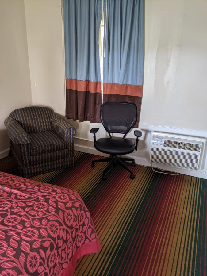 ווילמינגטון Azalea Inn & Suites מראה חיצוני תמונה
