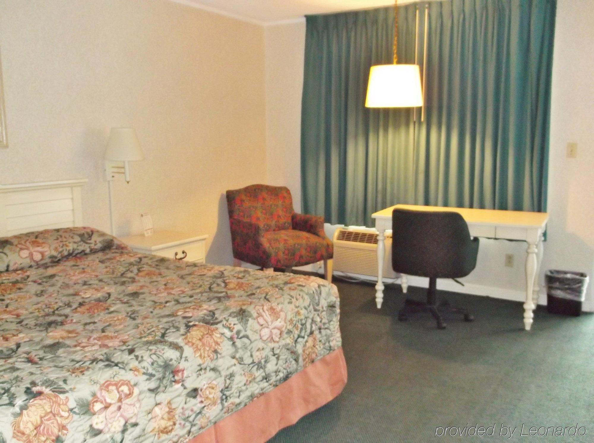 ווילמינגטון Azalea Inn & Suites מראה חיצוני תמונה